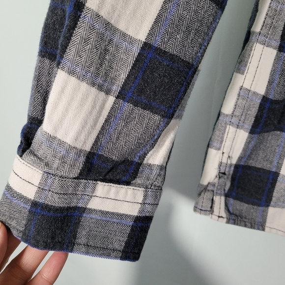 DULUTH Trading Black/White Plaid 100% Cotton Button Down Shirt Boys Size Medium - Picture 5 of 11